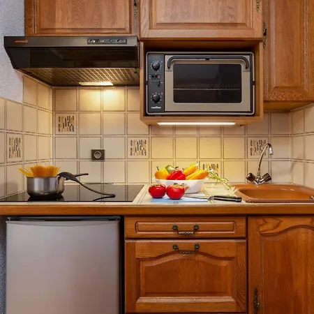 Clos Du Savoy Apartment